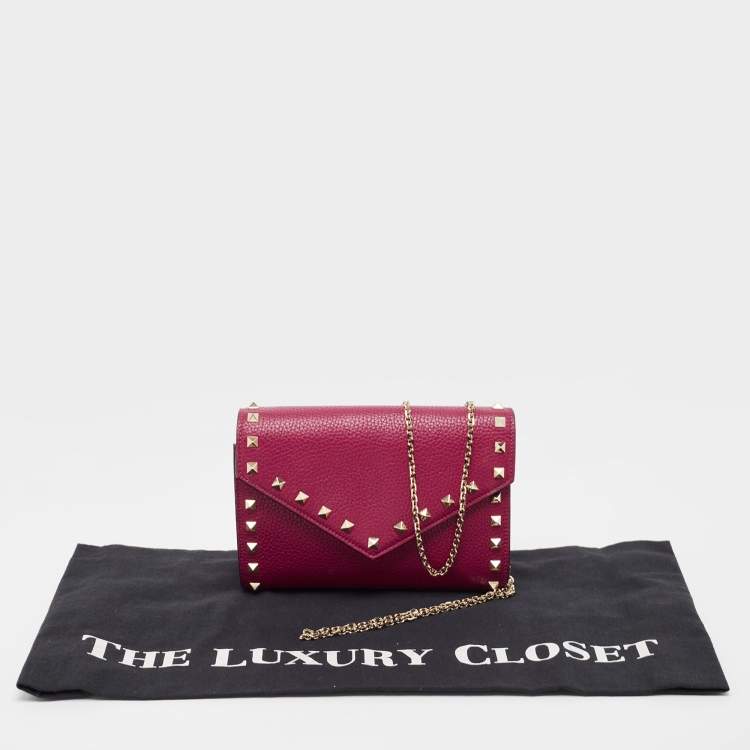 Pre Owned Valentino Pink Leather Rockstud Envelope Wallet on Chain