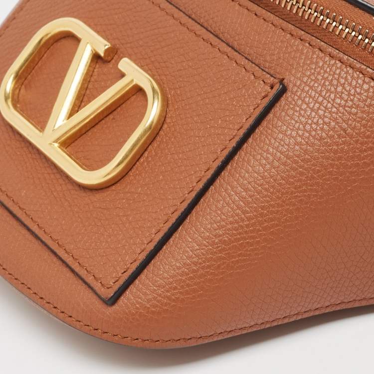 Pre Owned Valentino Brown Leather VLogo Chain Belt Bag
