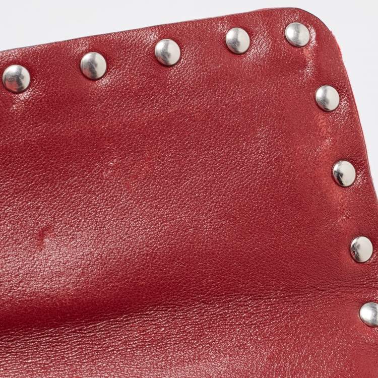 مملوكة مسبقًا Valentino Red Quilted Satin Small Rockstud Spike Chain Bag