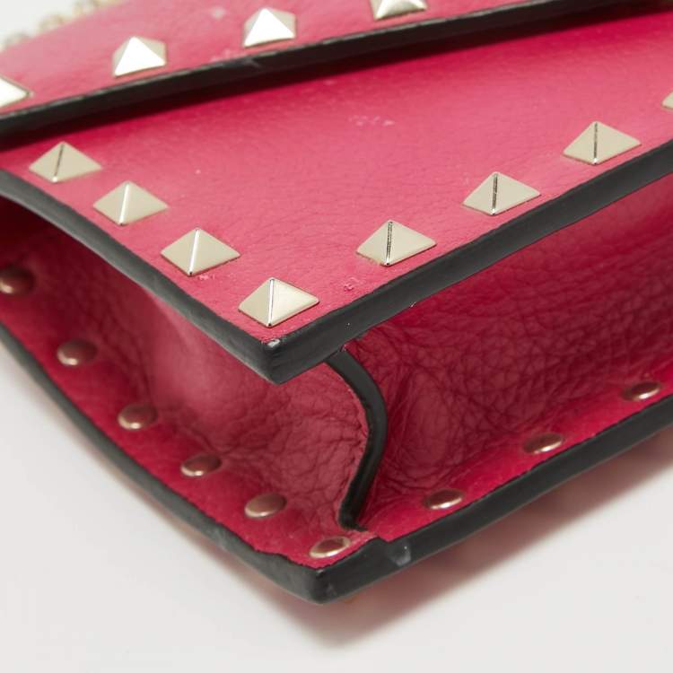 Pre Owned Valentino Pink Leather Rockstud Envelope Wallet on Chain