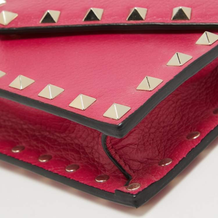 Pre Owned Valentino Pink Leather Rockstud Envelope Wallet on Chain