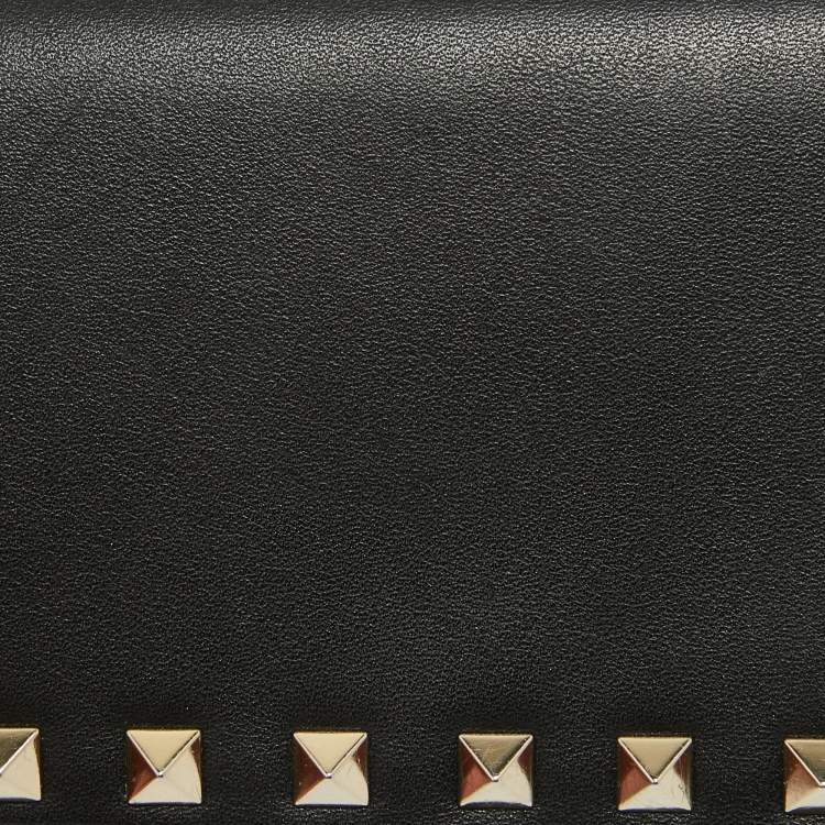 Pre Owned Valentino Black Leather Rockstud Wallet On Chain