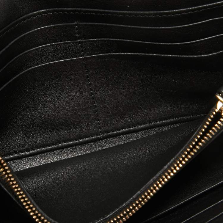 Pre Owned Valentino Black Leather Rockstud Wallet On Chain