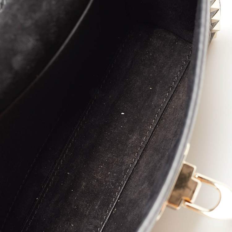 Pre Owned Valentino Black Leather Rockstud Flap Crossbody Bag