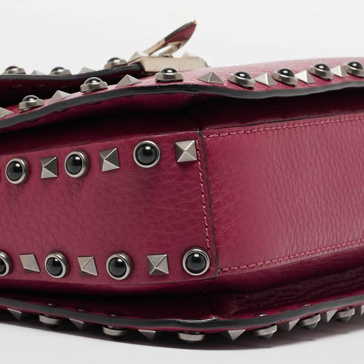 Pre Owned Valentino Magenta Leather Guitar Rolling Rockstud Shoulder Bag