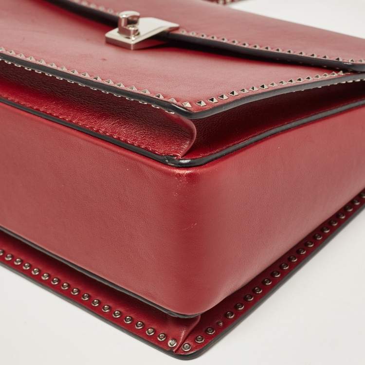 Pre Owned Valentino Red Leather Rockstud Top Handle Bag