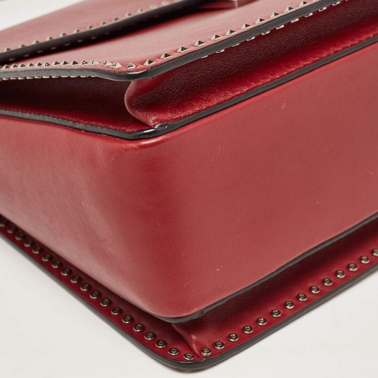 Pre Owned Valentino Red Leather Rockstud Top Handle Bag