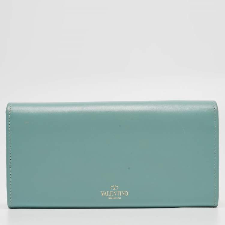 Pre Owned Valentino Light Blue Leather Roman Stud Flap Continental Wallet