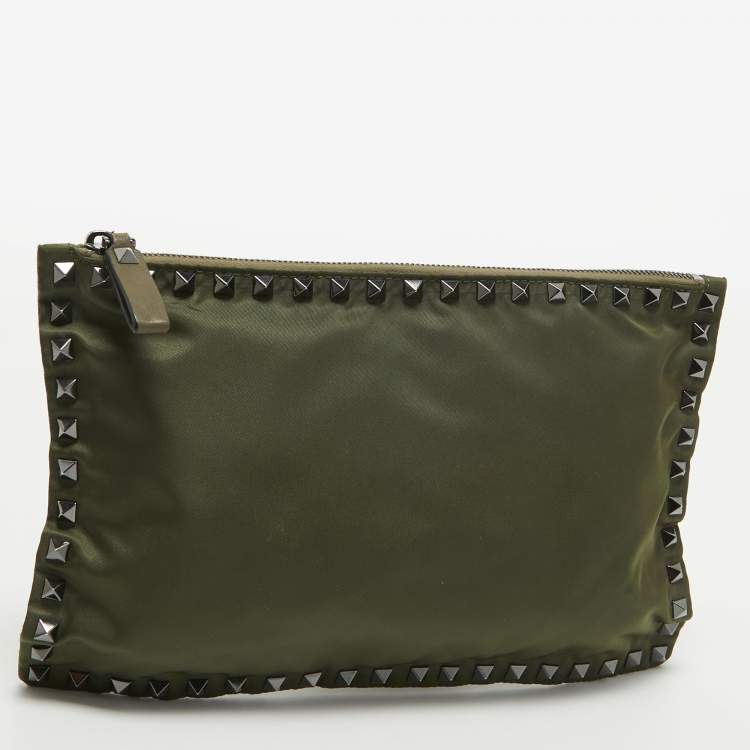Pre Owned Valentino Green Nylon Rockstud Slim Pouch