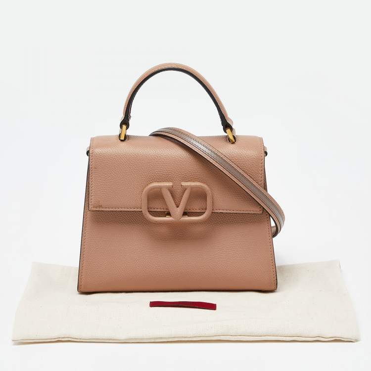 مملوكة مسبقًا Valentino Beige Leather Small VSling Top Handle Bag