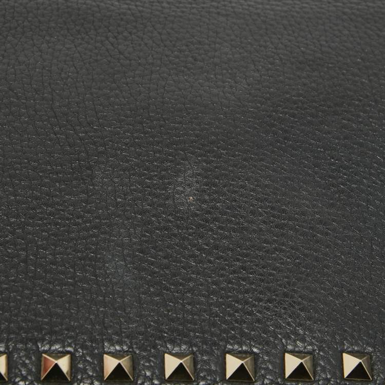 Pre Owned Valentino Black Leather Rockstud Flap Organizer Clutch
