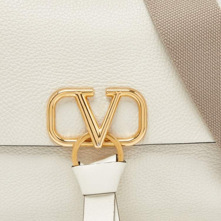 مملوكة مسبقًا Valentino Cream Leather Vring Flap Top Handle Bag