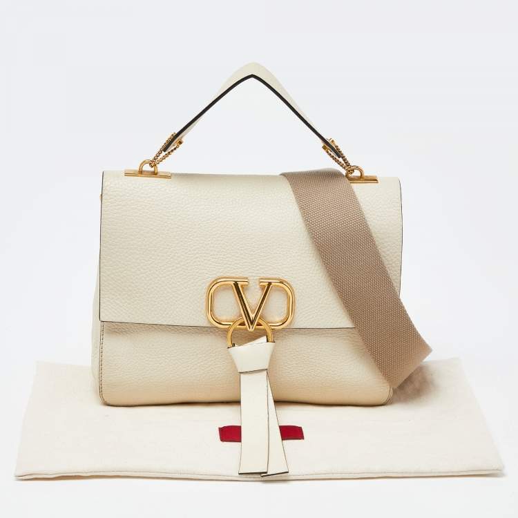 مملوكة مسبقًا Valentino Cream Leather Vring Flap Top Handle Bag