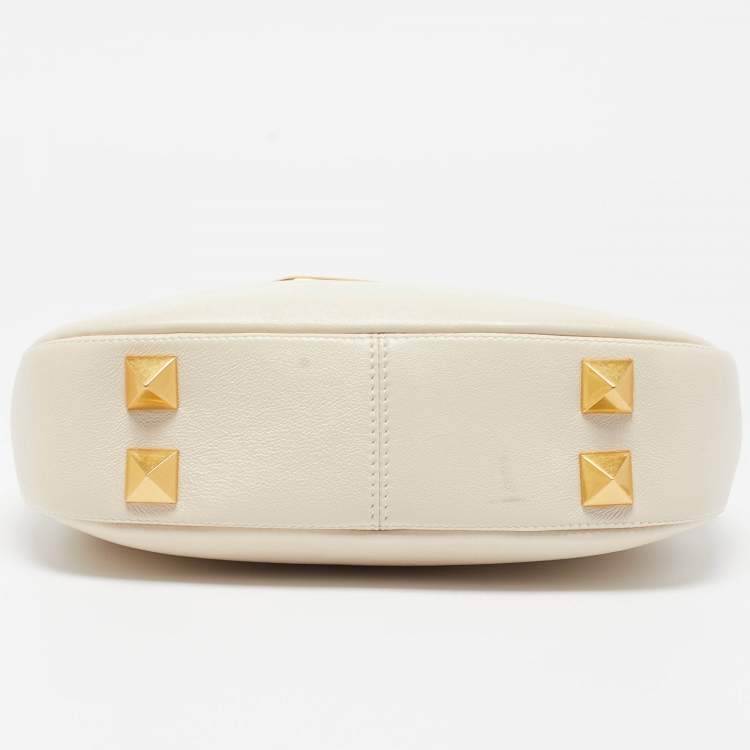 Pre Owned Valentino Off White Leather Stud Sign Hobo