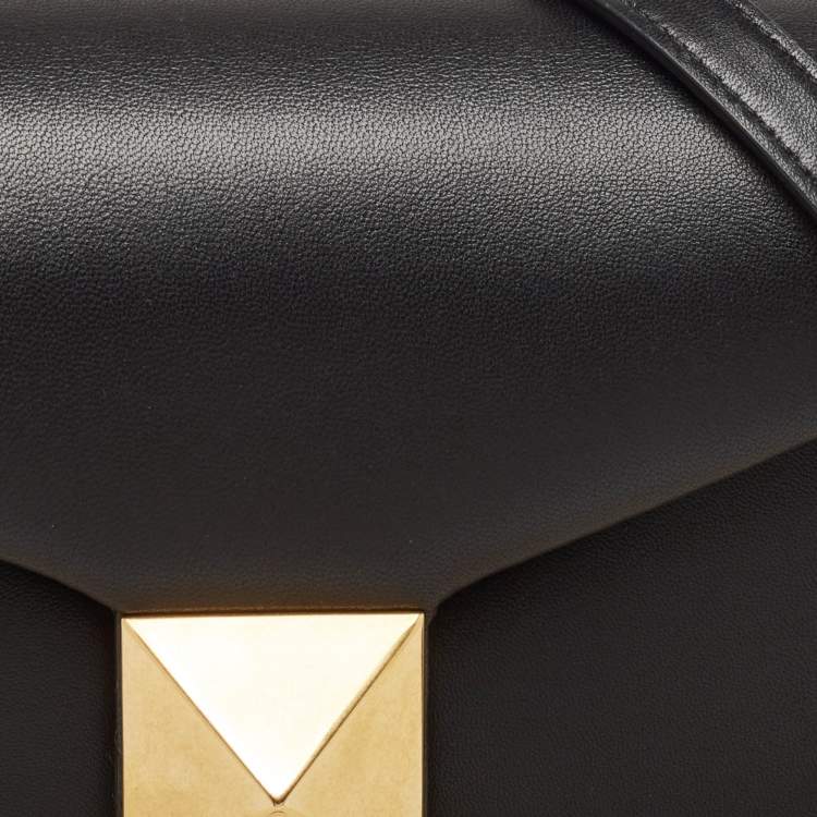 Pre Owned Valentino Black Leather Small One Stud Top Handle Bag