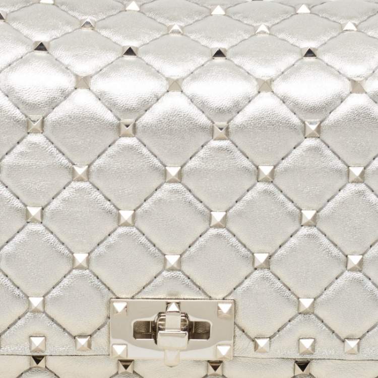 Pre Owned Valentino Silver Quilted Leather Large Rockstud Spike Top Handle Bag