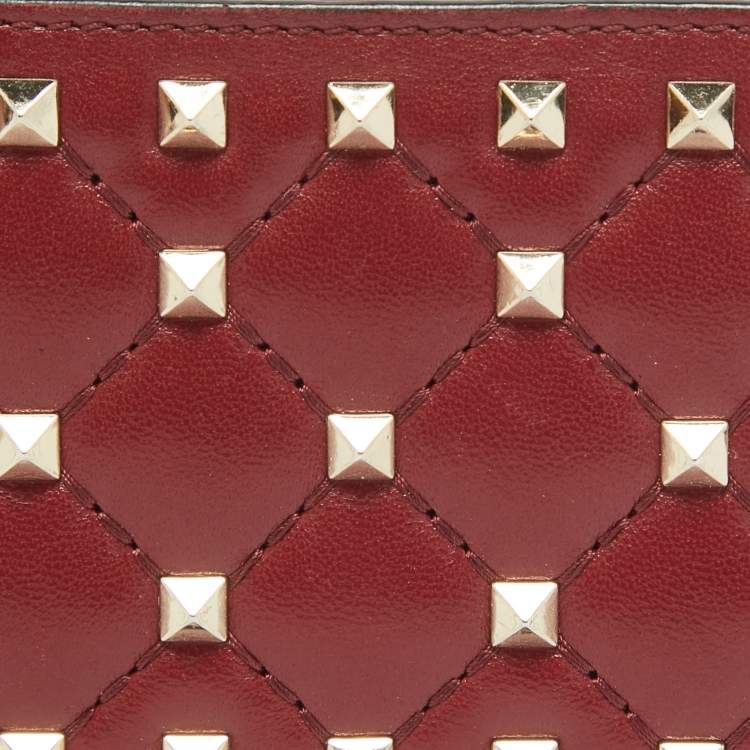 Pre Owned Valentino Burgundy Quilted Leather Rockstud Spike Card Case