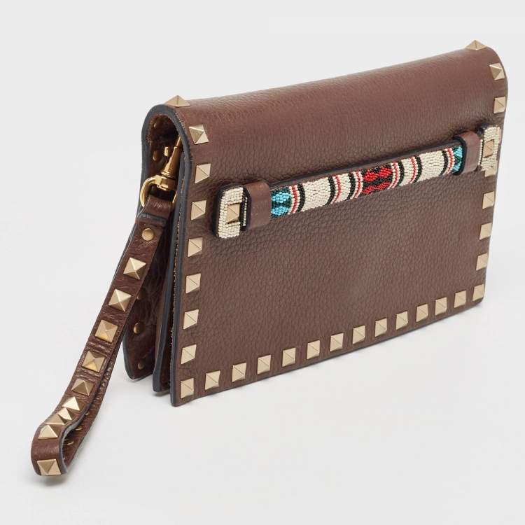 Pre Owned Valentino Brown Leather Beaded Rockstud Wristlet Clutch