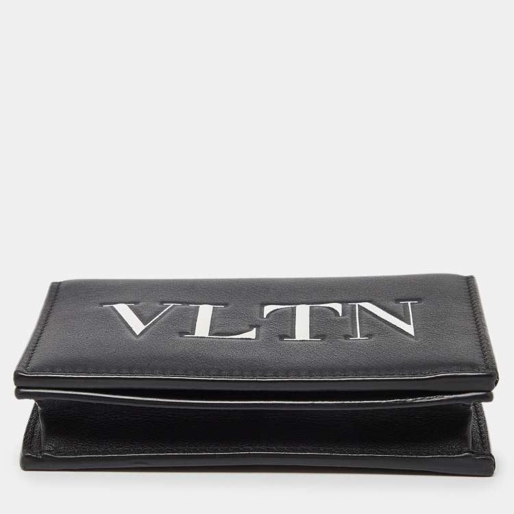 Pre Owned Valentino Black Leather VLTN Bifold Card Case
