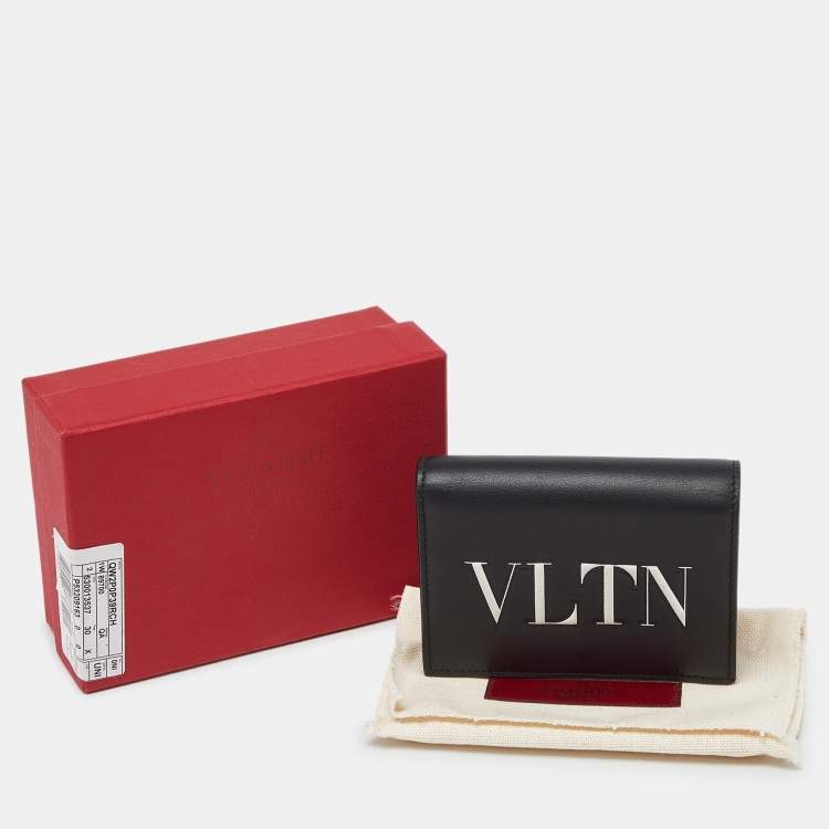 Pre Owned Valentino Black Leather VLTN Bifold Card Case