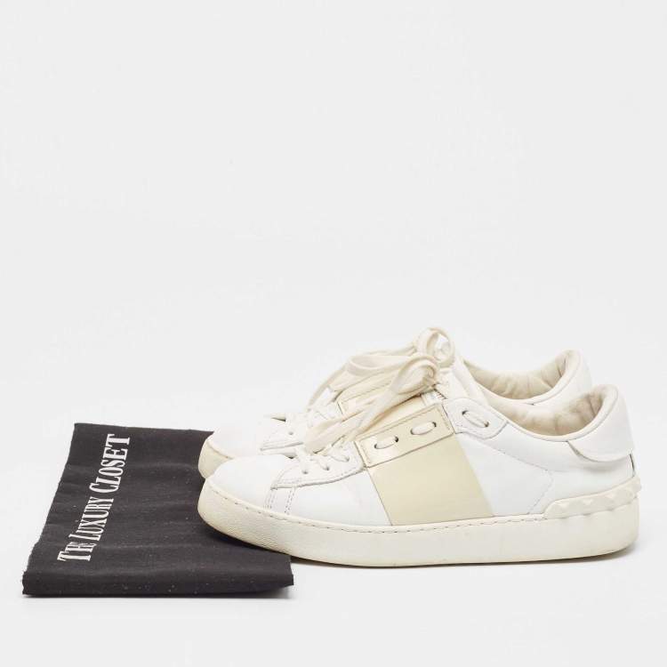 Pre Owned Valentino White Leather Rockstud  Sneakers Size 37