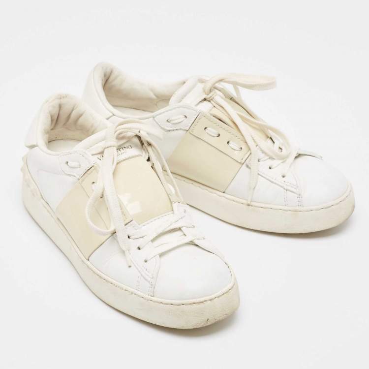 Pre Owned Valentino White Leather Rockstud  Sneakers Size 37