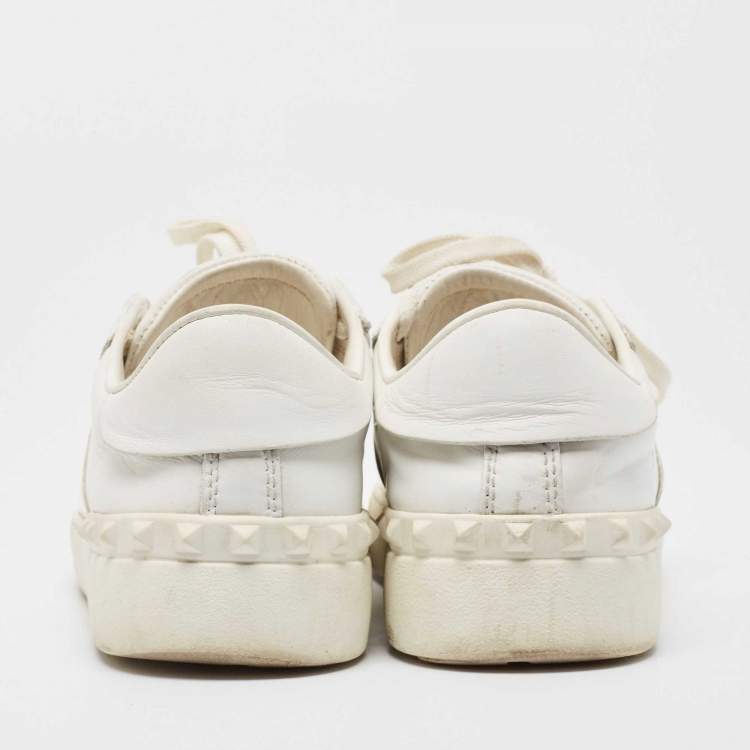 Pre Owned Valentino White Leather Rockstud  Sneakers Size 37