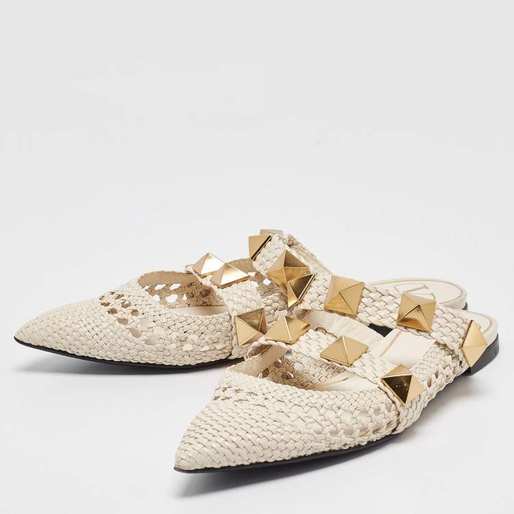 Pre Owned Valentino White Woven Leather Roman Rockstud Flat Mules Size 38