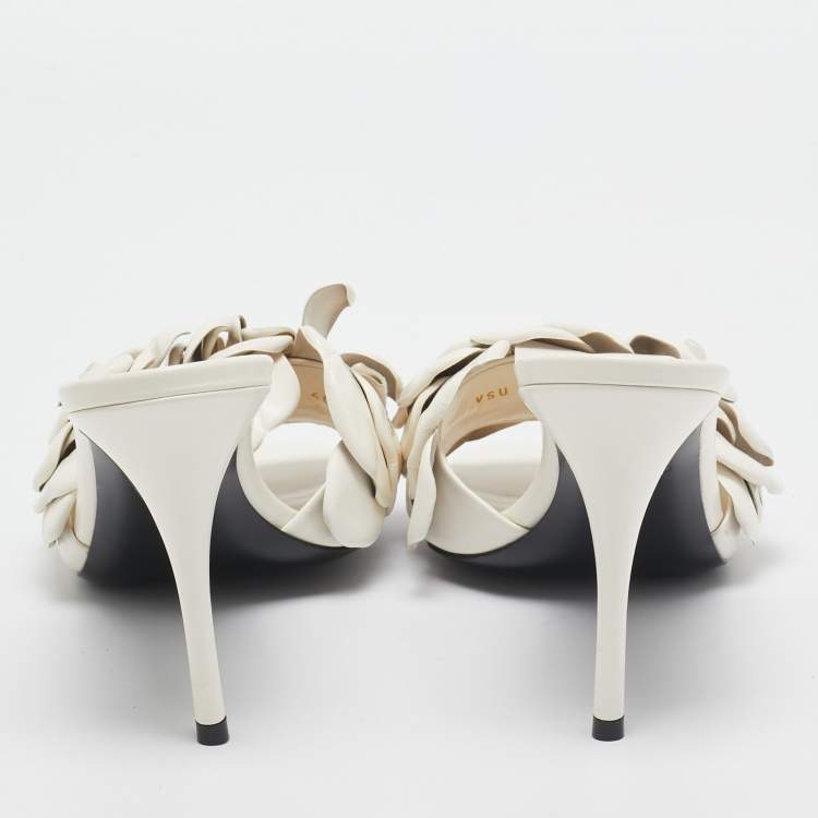 Pre Owned Valentino Cream Leather 03 Rose Edition Atelier Slides Size 40