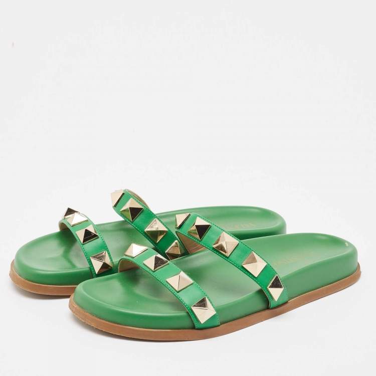 Pre Owned Valentino Green Leather Rockstud Flat Slides Size 38