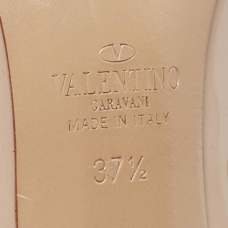 Pre Owned Valentino Beige Patent and Leather Rockstud Pumps Size 37.5 