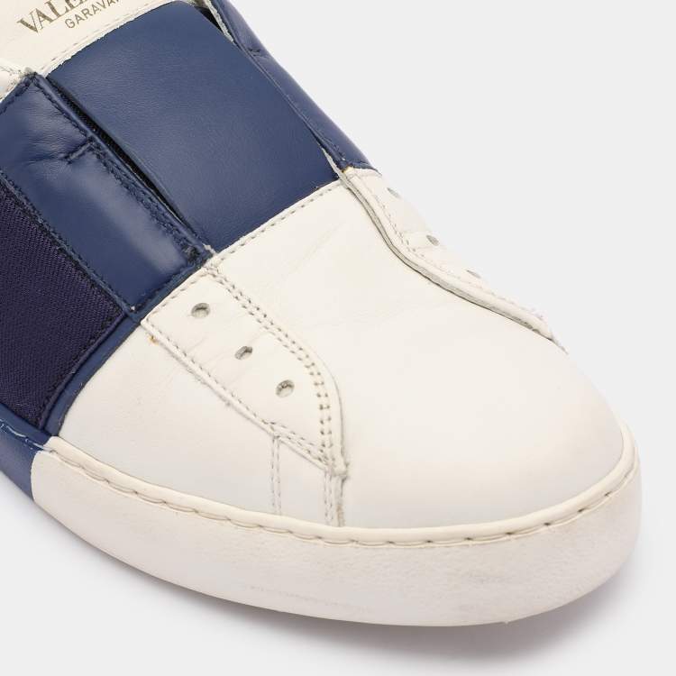 مملوكة مسبقًا Valentino White/Blue Leather Rockstud Slip On Sneakers Size 38.5