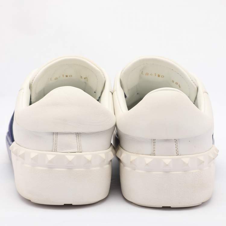 مملوكة مسبقًا Valentino White/Blue Leather Rockstud Slip On Sneakers Size 38.5