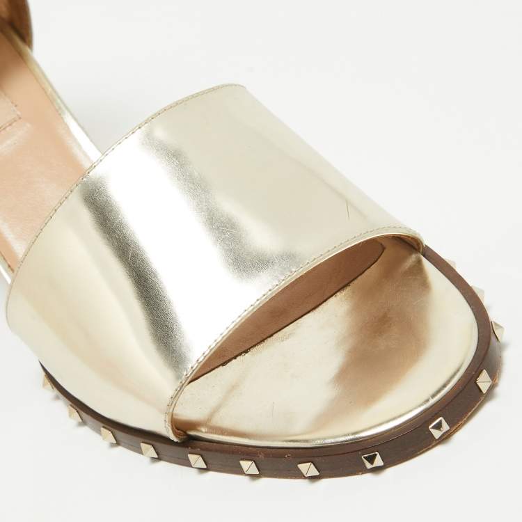 Pre Owned Valentino Gold Leather Soul Rockstud Ankle Strap Sandals Size 38