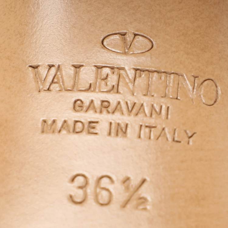 Pre Owned Valentino Gold Leather One Stud Slide Sandals Size 36.5