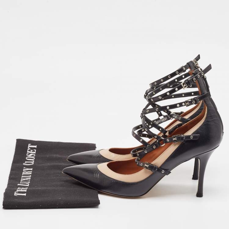 Pre Owned Valentino Black/Beige Leather Rockstud Pumps Size 40