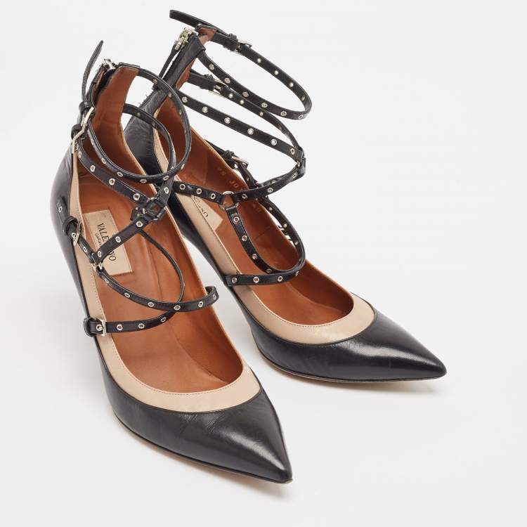 Pre Owned Valentino Black/Beige Leather Rockstud Pumps Size 40