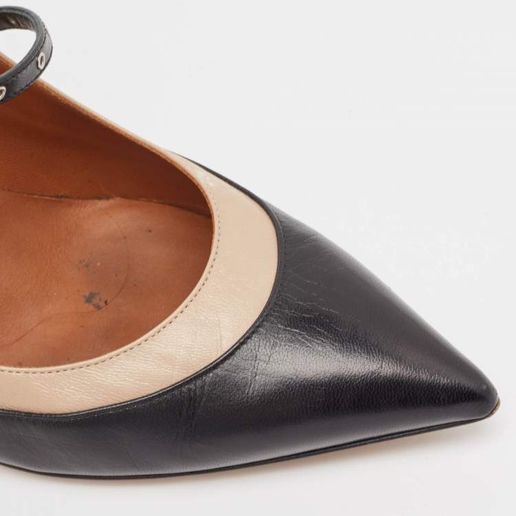Pre Owned Valentino Black/Beige Leather Rockstud Pumps Size 40