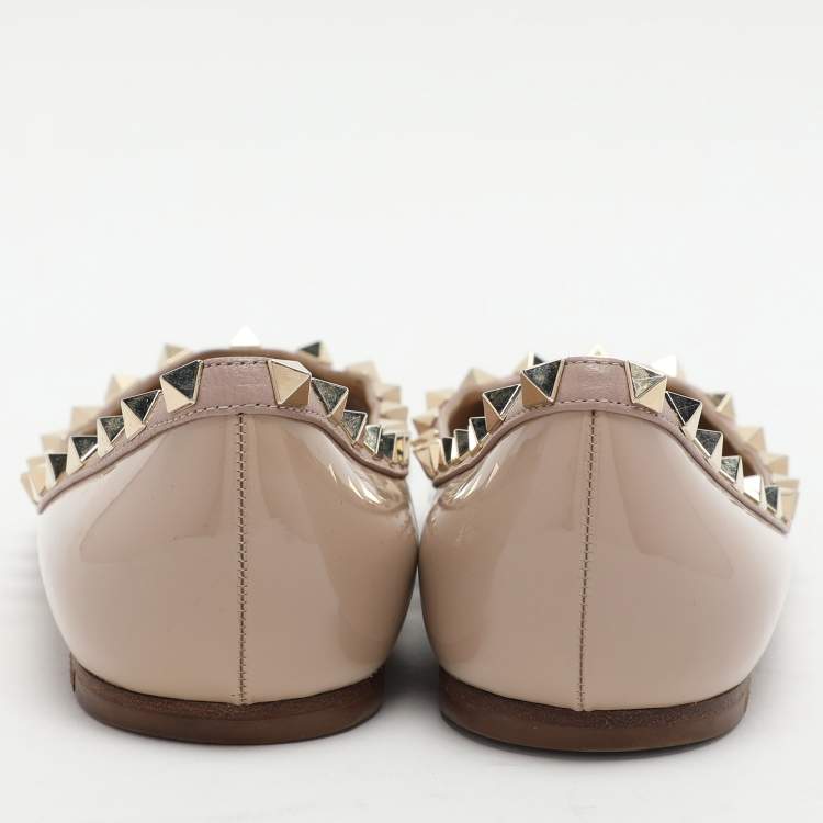 Pre Owned Valentino Beige Patent Leather Rockstud Ballet Flats Size 38