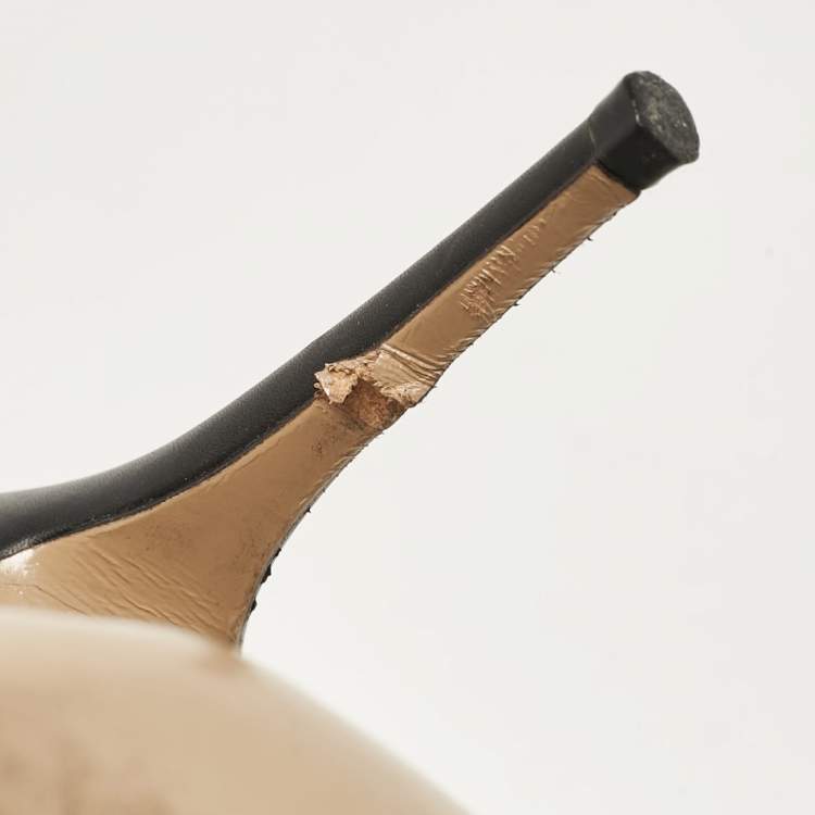 Pre Owned Valentino Black/Dusty Pink Leather Rockstud Ankle Strap Pumps Size 37.5