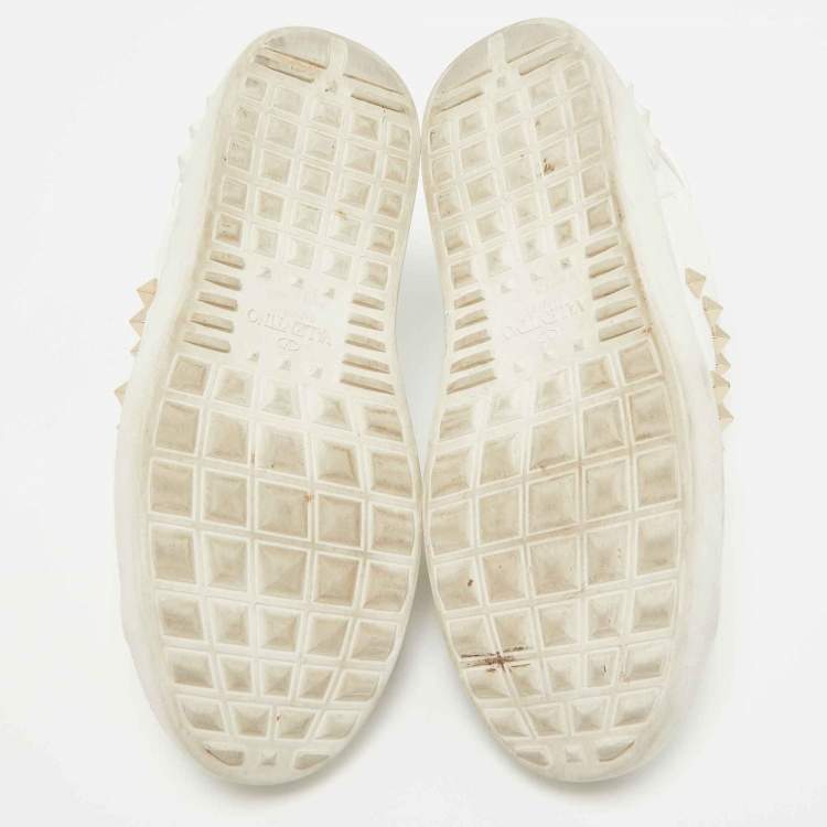 Pre Owned Valentino White Leather Rockstud Low Top Sneakers Size 35.5