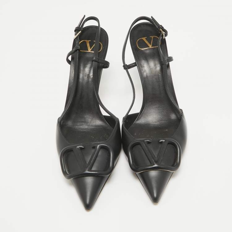 Pre Owned Valentino Black Leather Escape V logo Pumps Size 38
