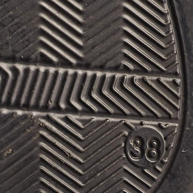 Pre Owned Valentino Black Jelly Escape V Logo Thong Flat Sandals Size 38