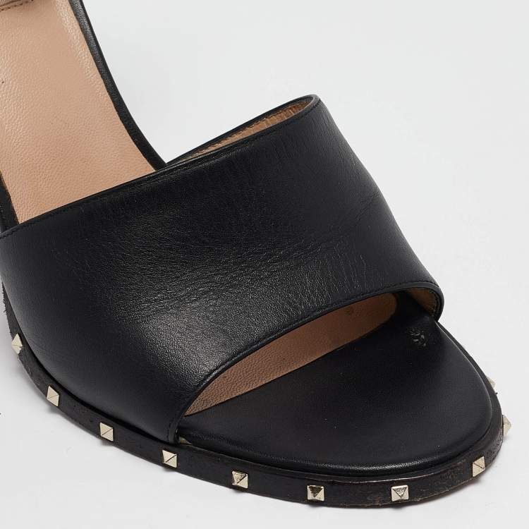 Pre Owned Valentino Black Leather Soul Rockstud Block Heel Ankle Strap Sandals Size 39