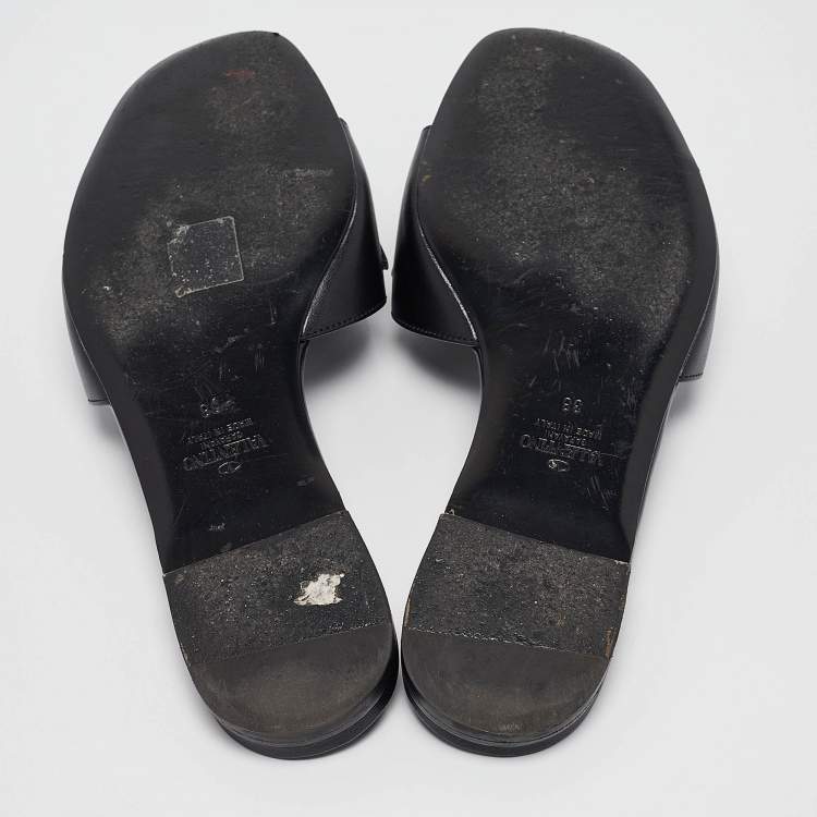Pre Owned Valentino Black Leather VLogo Chain Flat Slides Size 38