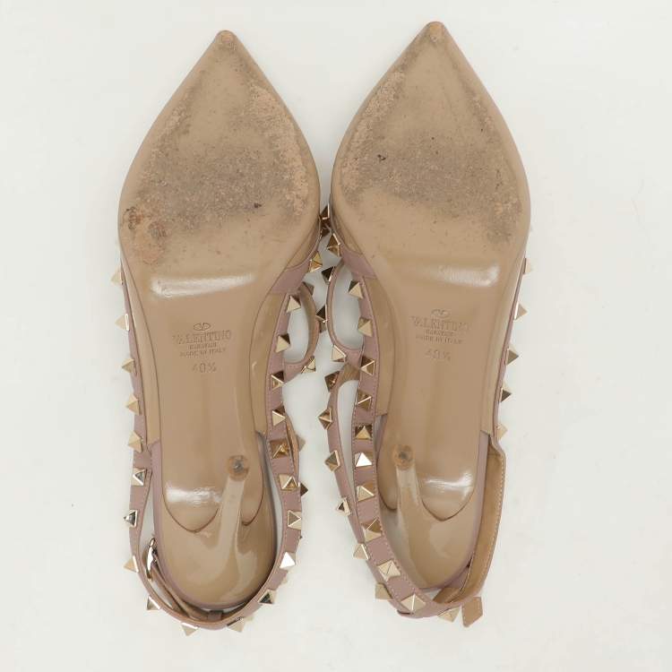Pre Owned Valentino Beige Leather and Patent Leather Rockstud Pumps Size 40.5