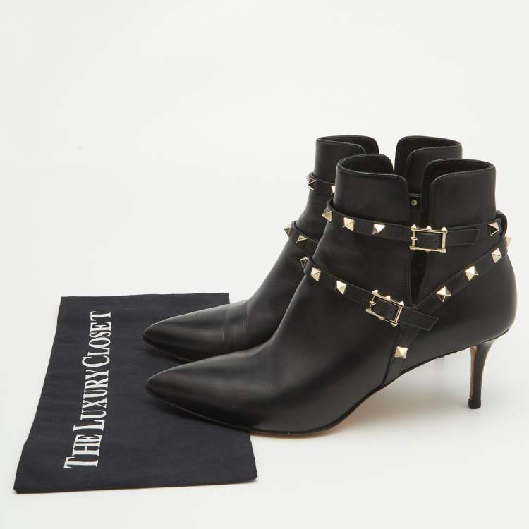 Pre Owned Valentino Black Leather Rockstud Ankle Length Boots Size 41
