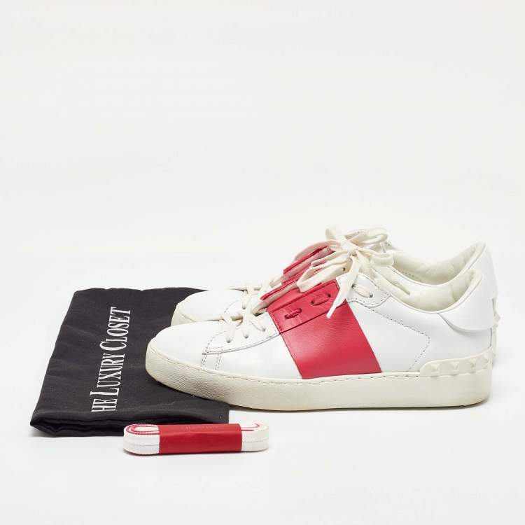 Pre Owned Valentino White/Pink Leather Rockstud Low Top Sneakers Size 38