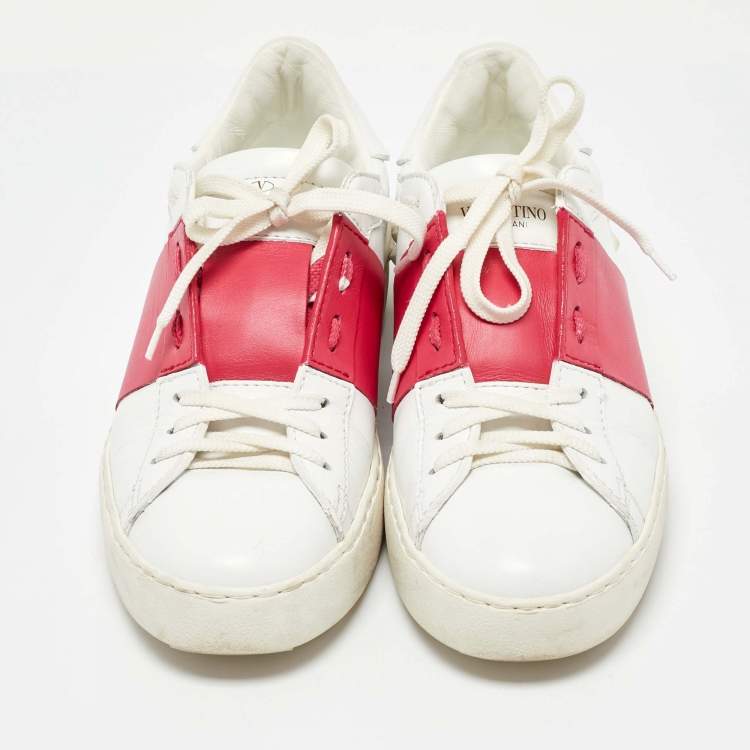Pre Owned Valentino White/Pink Leather Rockstud Low Top Sneakers Size 38
