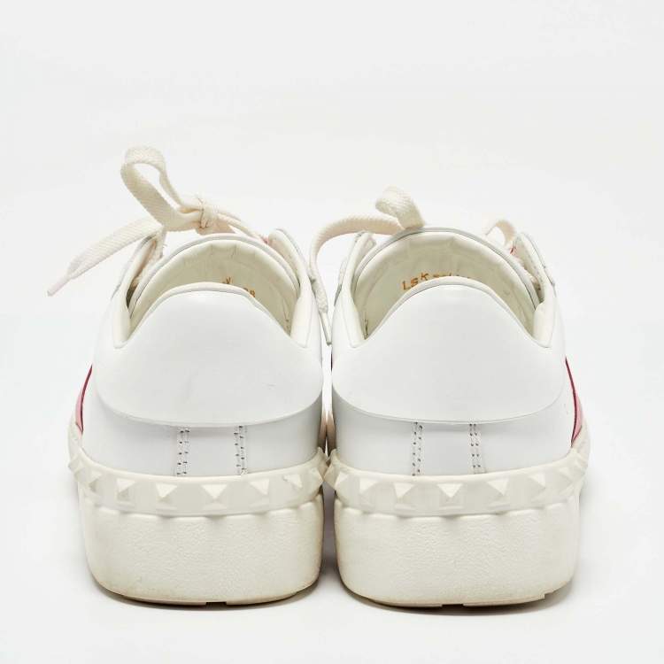 Pre Owned Valentino White/Pink Leather Rockstud Low Top Sneakers Size 38